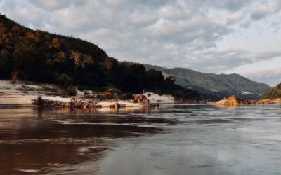 Porti e approdi sul mekong