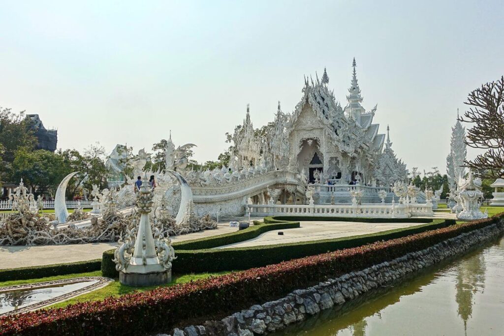 tempio bianco chiang mai